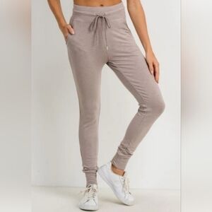 Mono B‎ joggers taupe nwt